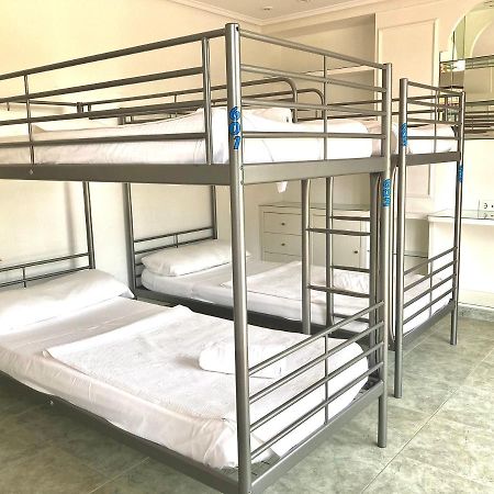 Somo Surfskate Hostel Castañedo Dış mekan fotoğraf