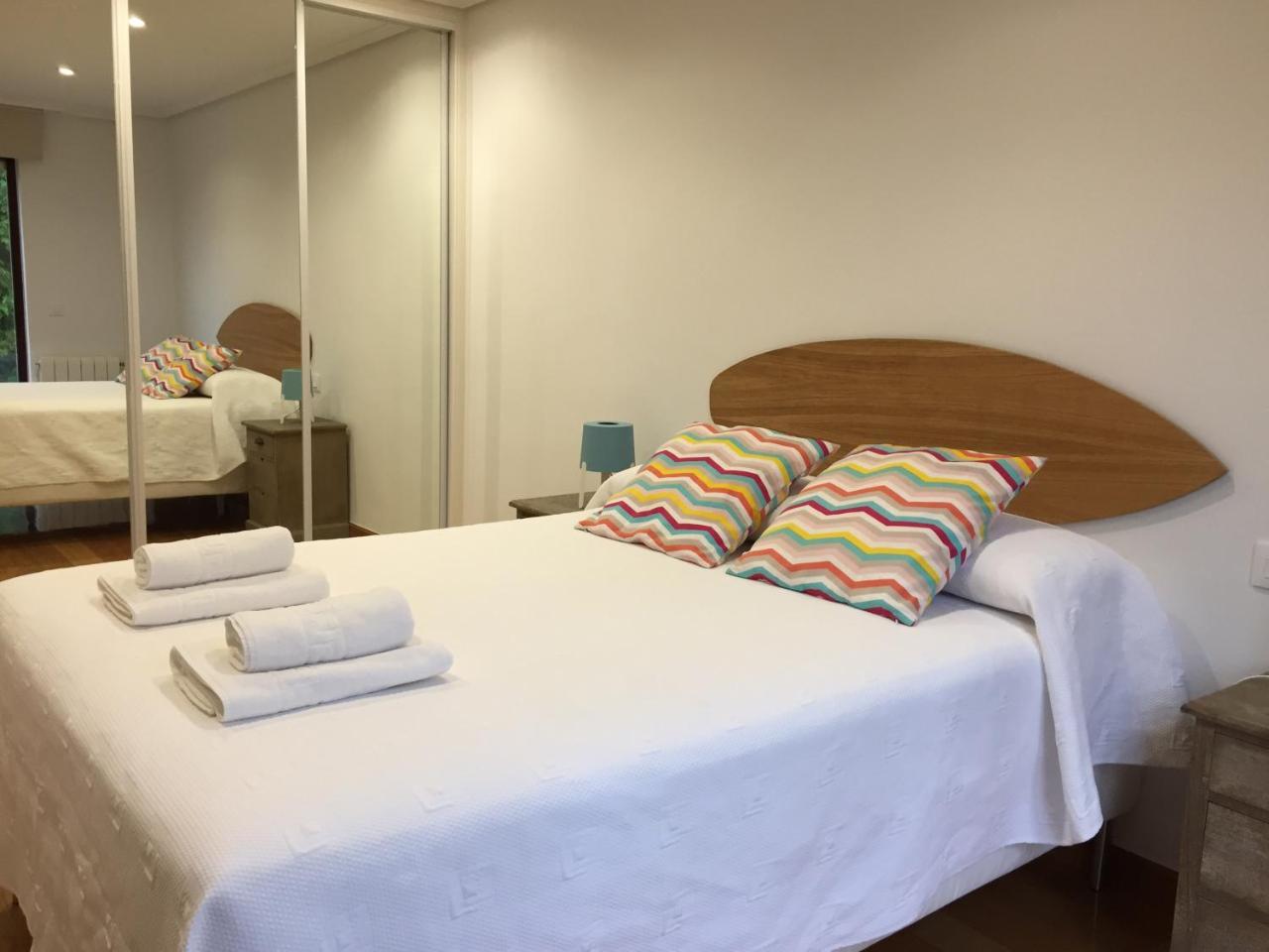 Somo Surfskate Hostel Castañedo Dış mekan fotoğraf