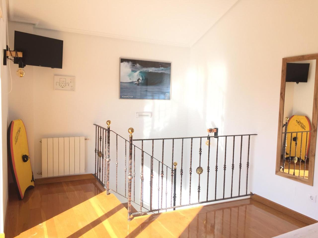 Somo Surfskate Hostel Castañedo Dış mekan fotoğraf