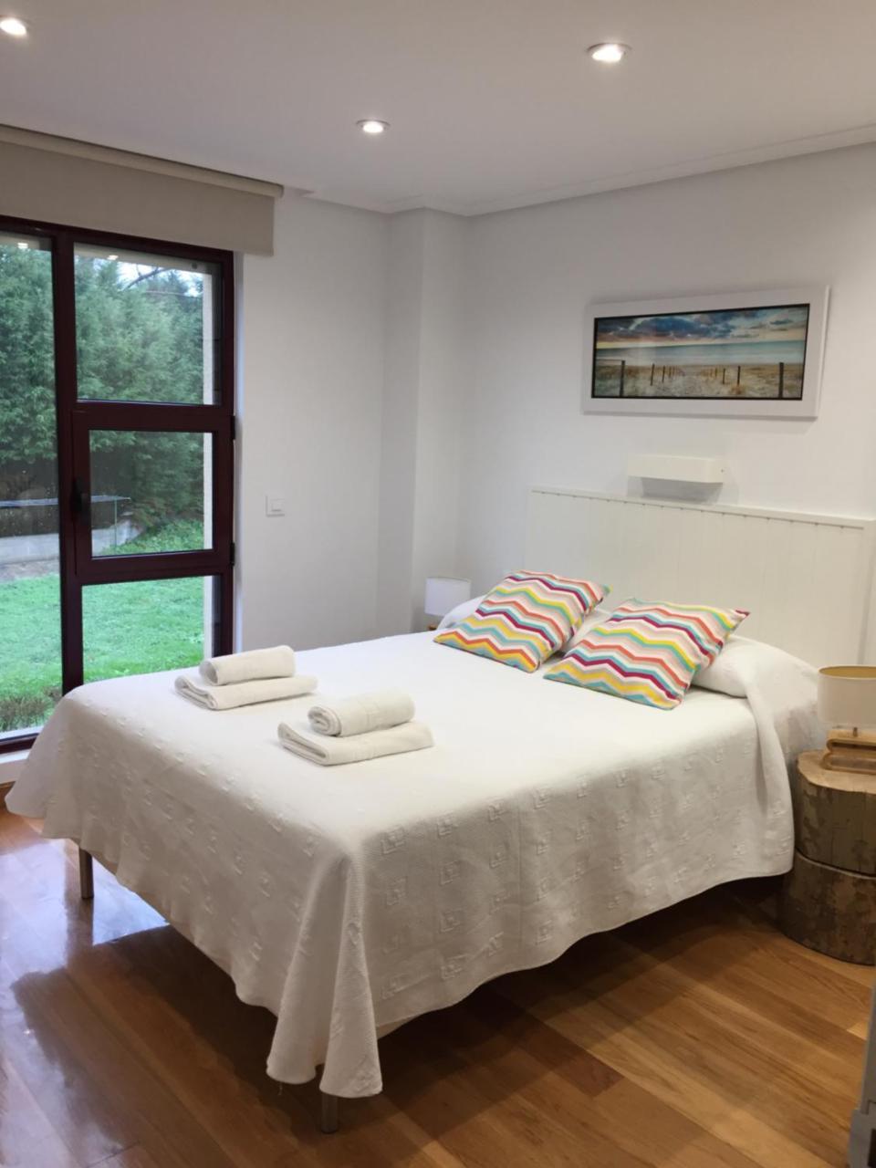 Somo Surfskate Hostel Castañedo Dış mekan fotoğraf